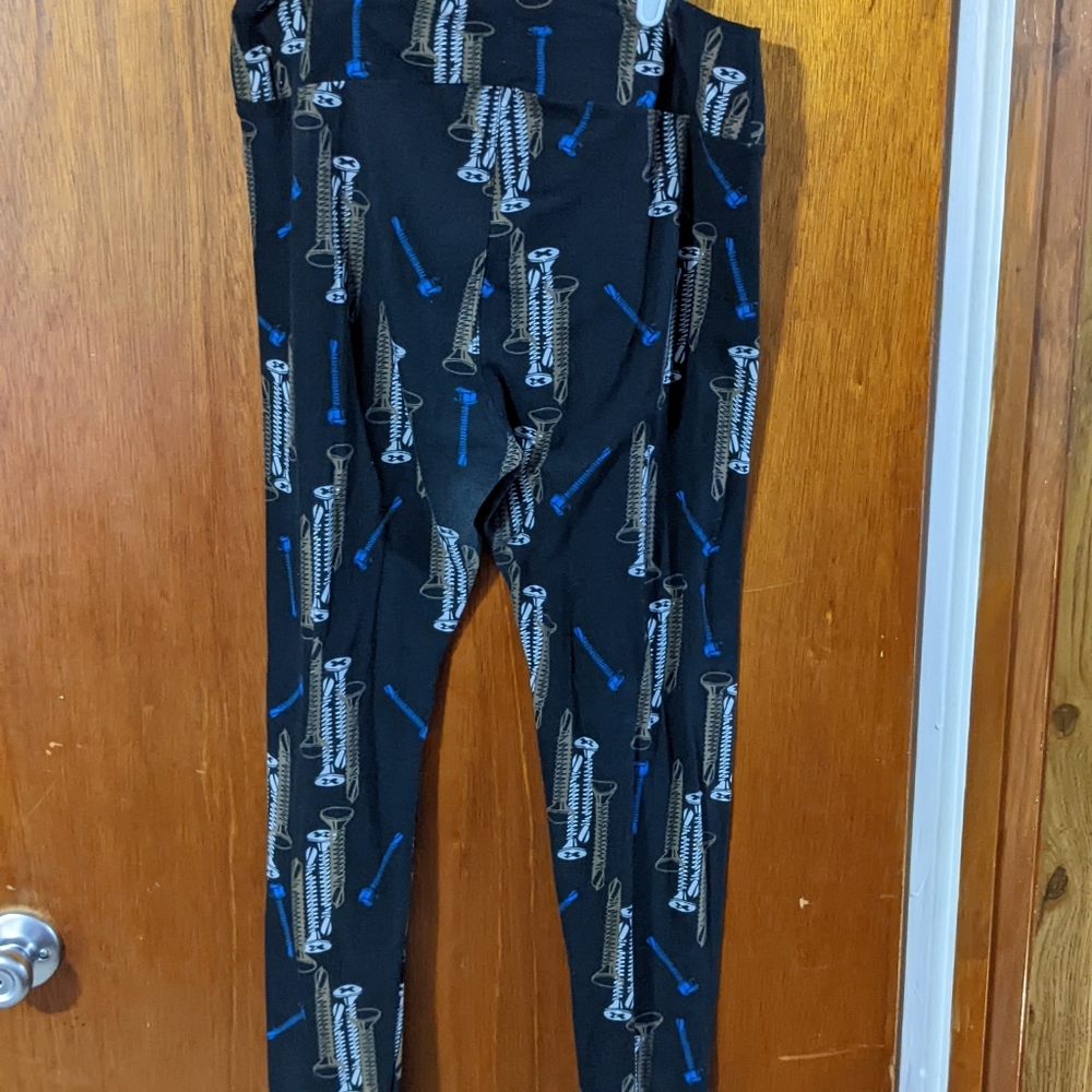 LuLaRoe Screw Print TC Leggings